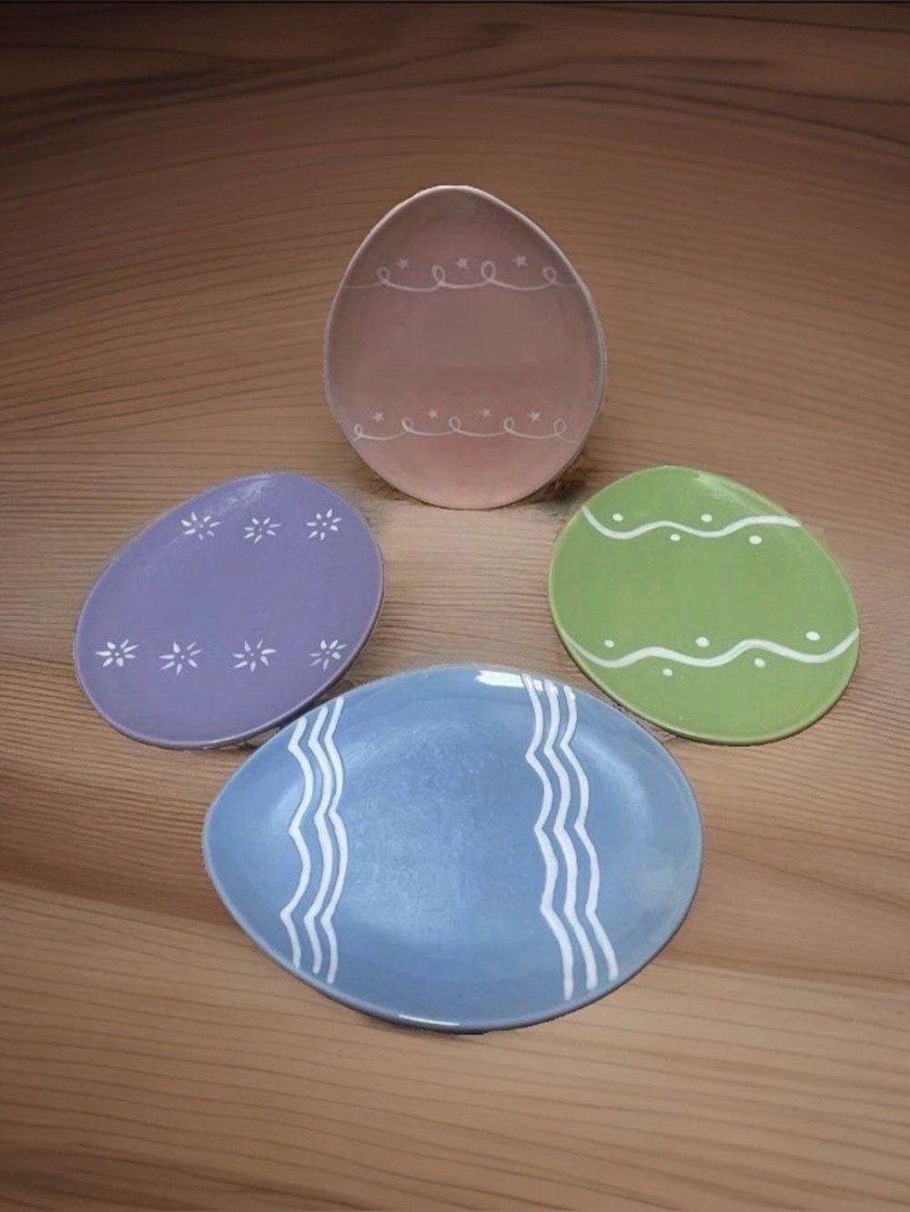 Lillian Vernon Easter Egg-Shaped Ceramic Plates - Pastel Set Of 4